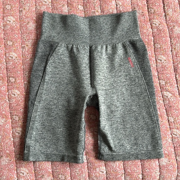 Gymshark flex biker short - Picture 2 of 3